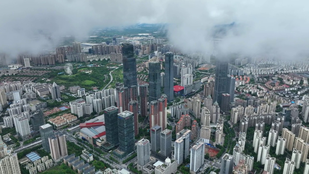 南宁现代化摩天大楼鸟瞰图
4K中国城市视频下载