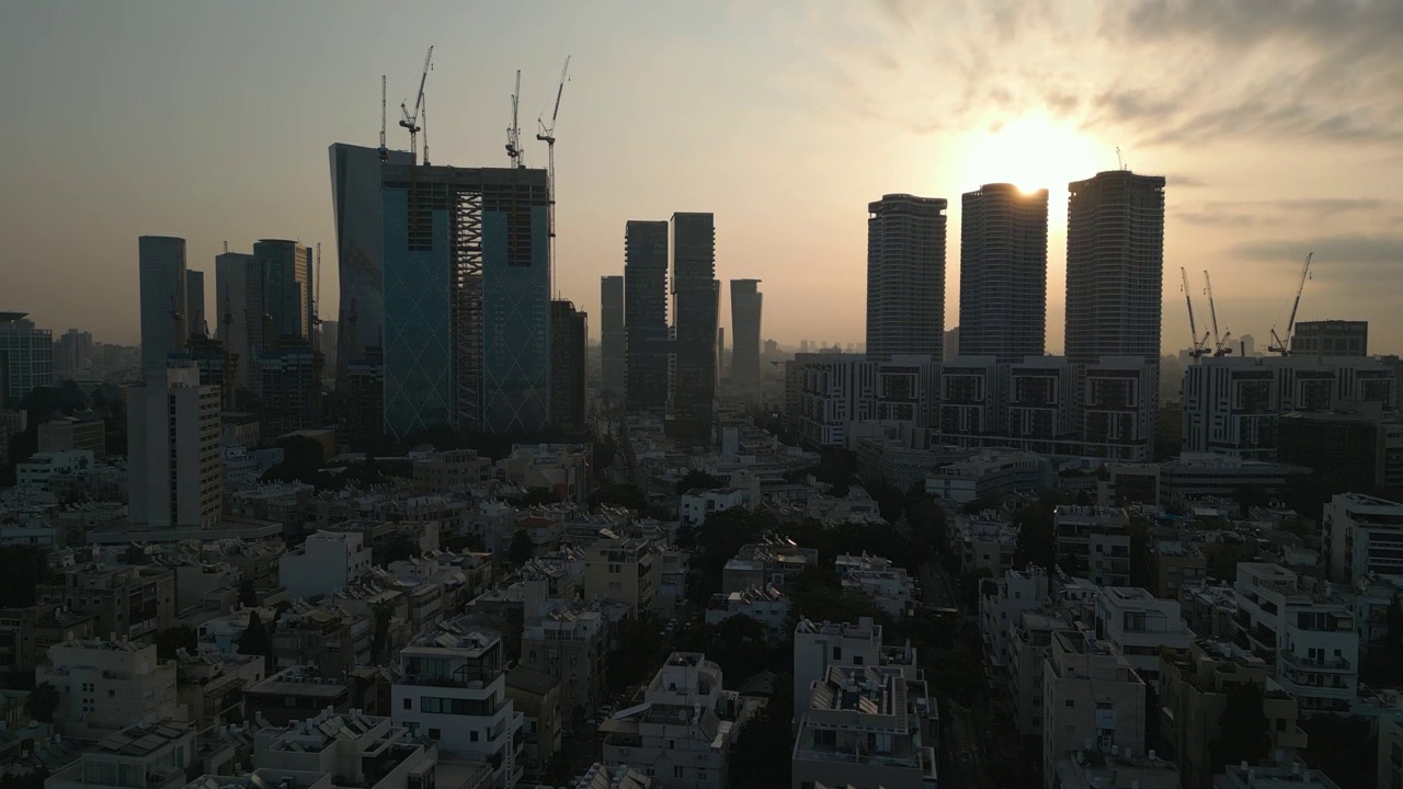 以色列特拉维夫市中心日出时(鸟瞰图)视频素材