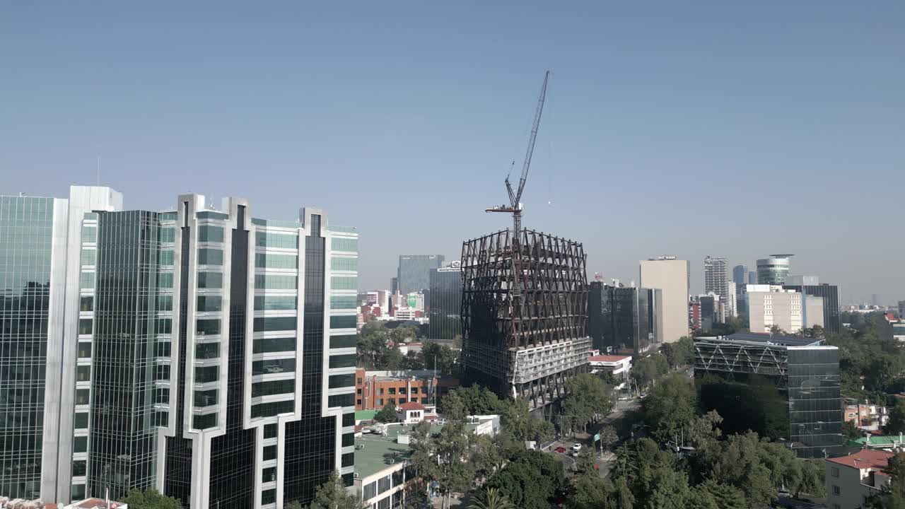 墨西哥城南部的办公楼视频素材