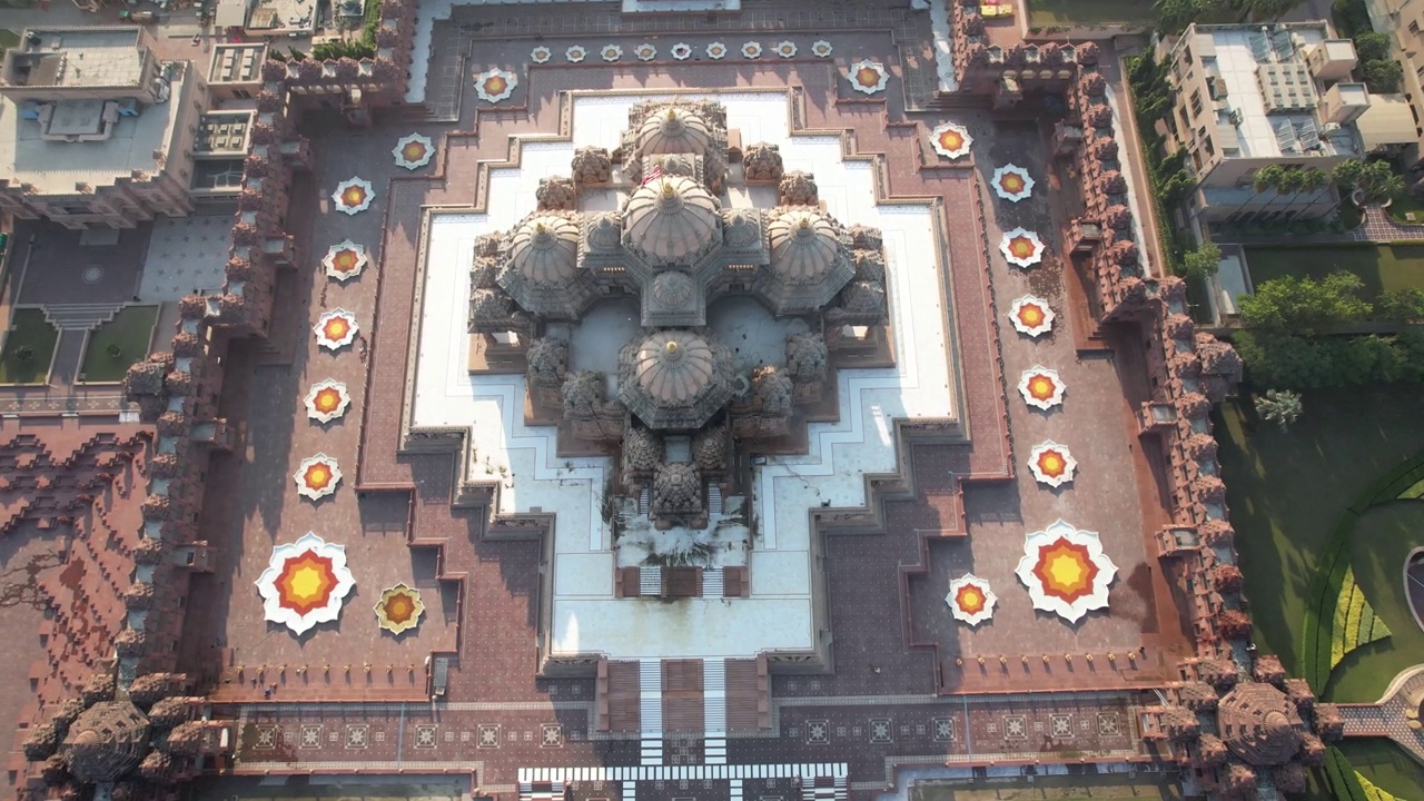 无人机拍摄的新德里阿克沙德姆寺是印度最大的印度教寺庙之一视频下载