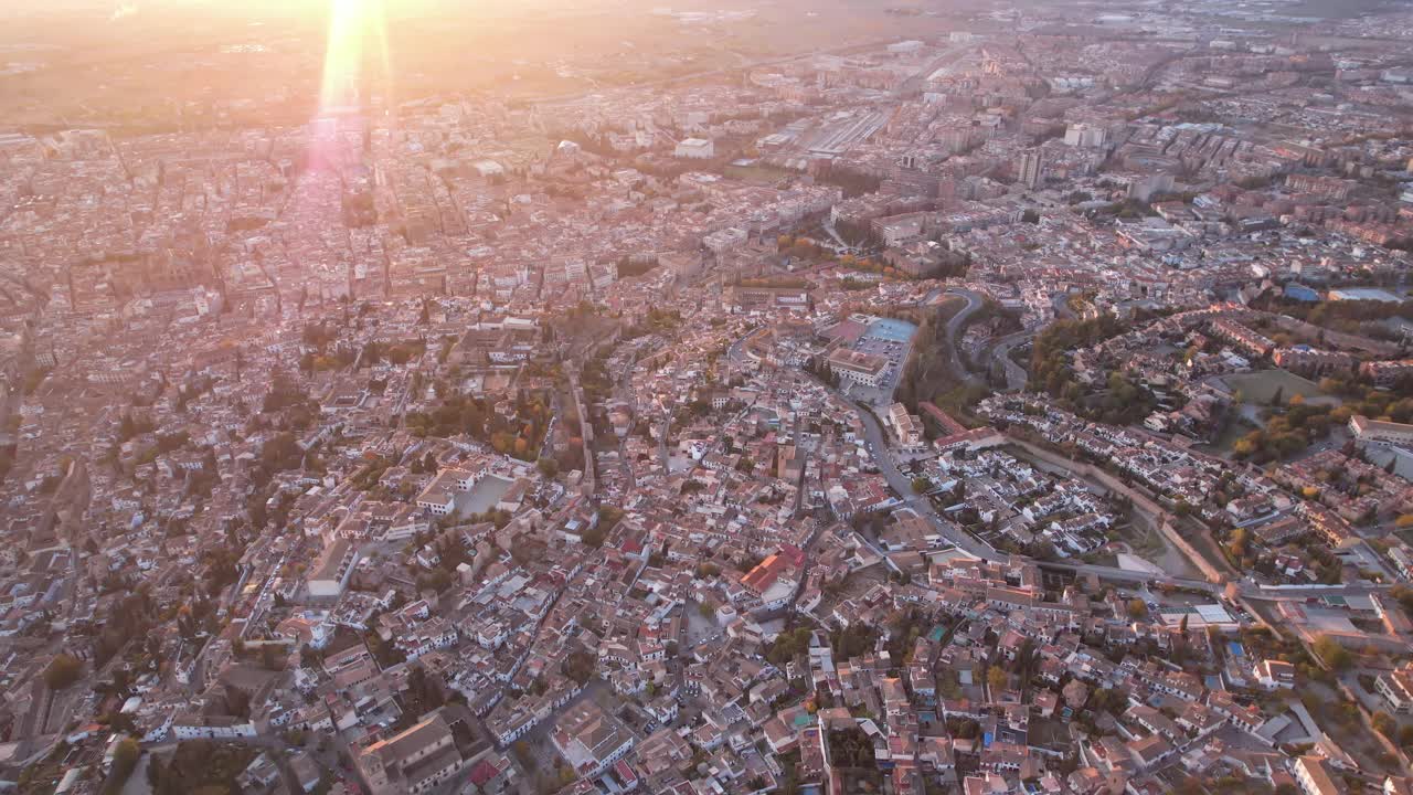 全景鸟瞰格拉纳达市，安达卢西亚，西班牙视频素材