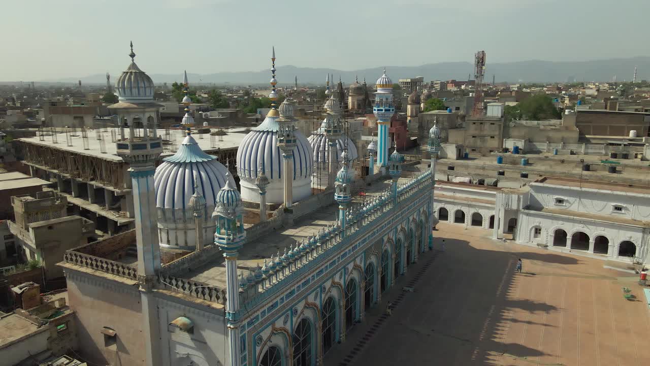 巴基斯坦拉瓦尔品第贾米亚清真寺的鸟瞰图视频下载