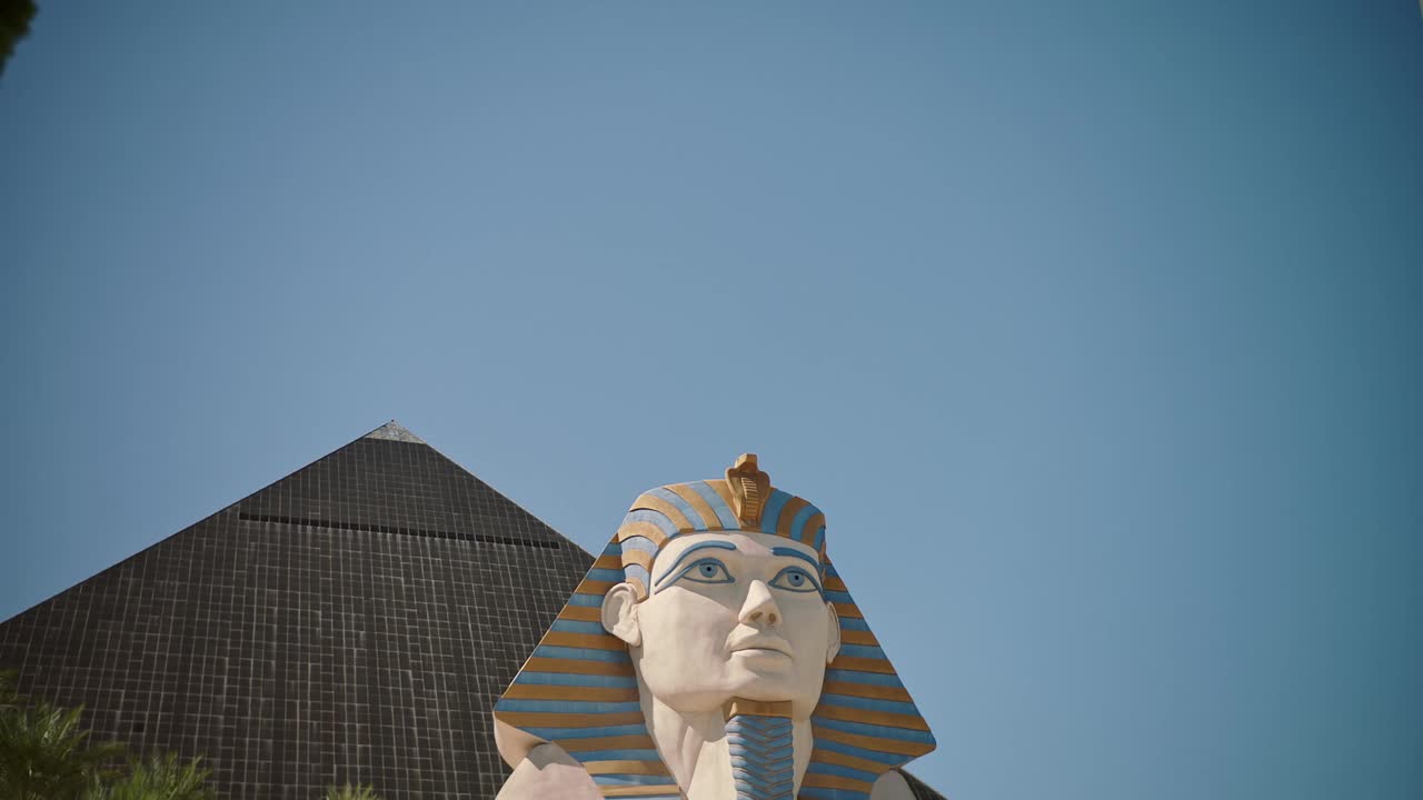 MS TD金字塔，狮身人面像和单轨铁路在卢克索赌场/拉斯维加斯，内华达州视频下载