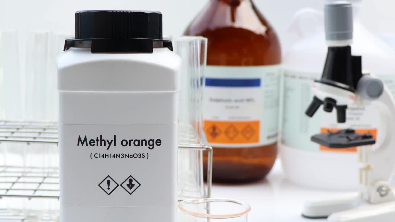 瓶装甲基橙，化工品和化工品视频下载