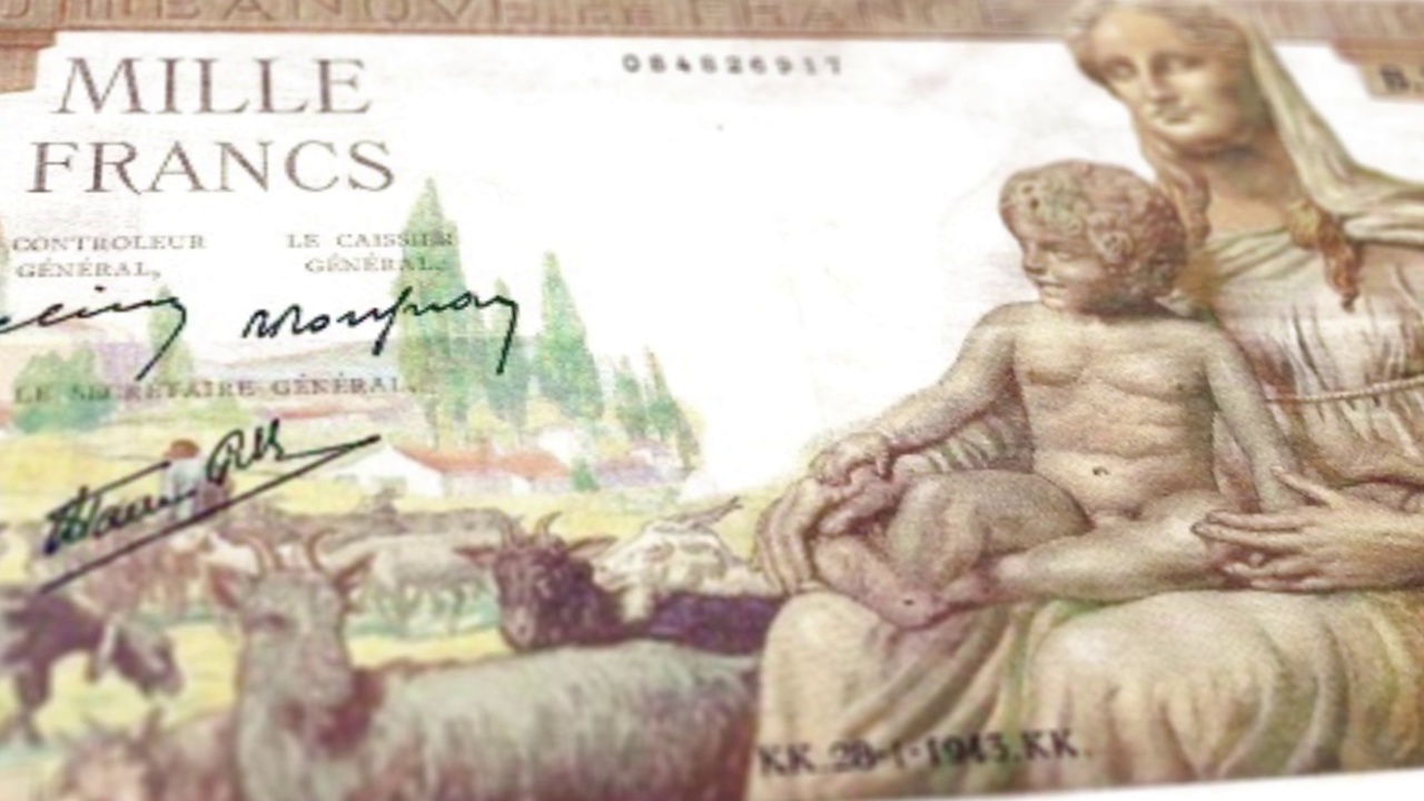 法国1000法郎钞票，1000法郎，法国法郎的特写和宏观视图，跟踪和多利镜头1000法郎钞票观察和储备面，法国法郎货币货币背景，1950年视频下载