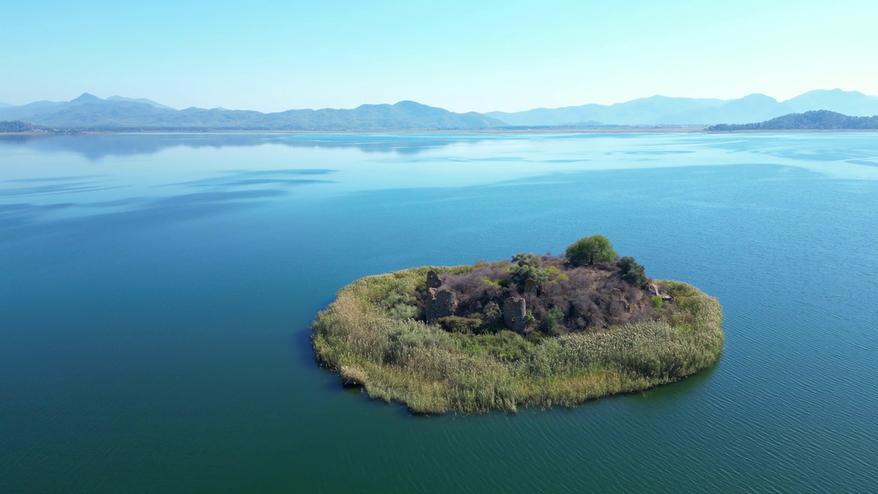 Ancient Roman Prison Island in Köyceğiz Lake视频素材