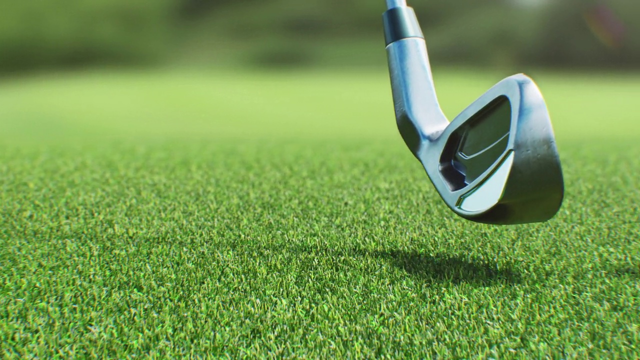 高尔夫球杆铁打球的特写在慢动作3d动画。高尔夫球场上的抽象中击球和绿草的插图。体育的概念视频下载