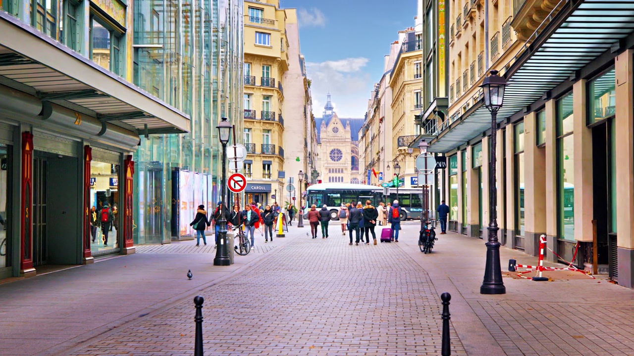 巴黎老街和购物中心视频下载