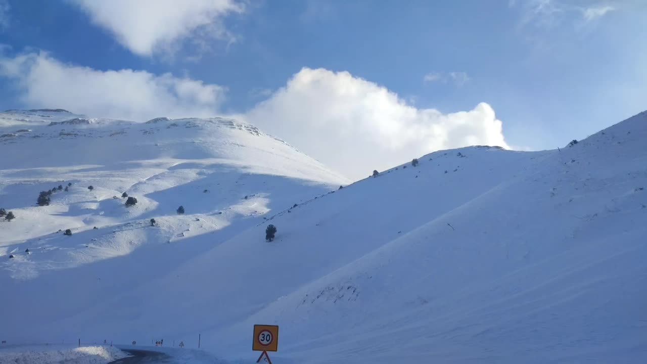 雪山景观视频素材