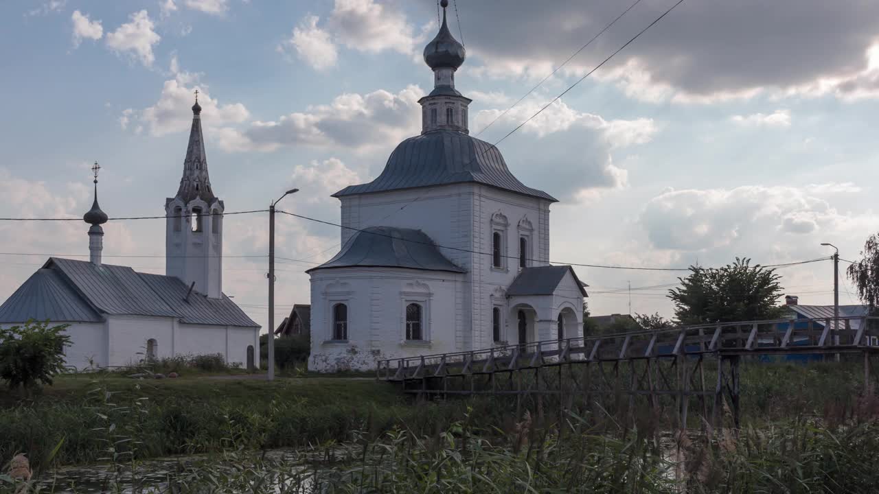 苏兹达尔的主显节教堂。视频下载