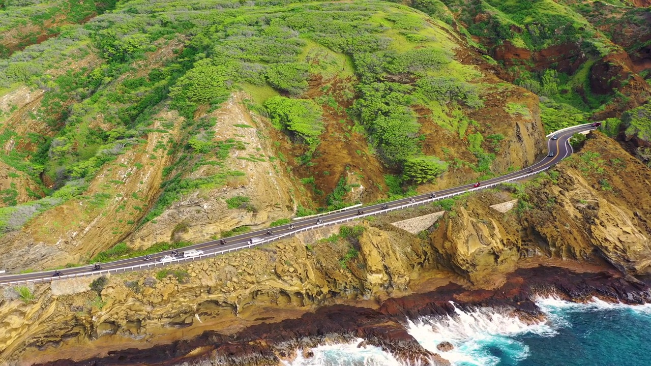 美国夏威夷瓦胡岛东南海岸的鸟瞰图。视频下载