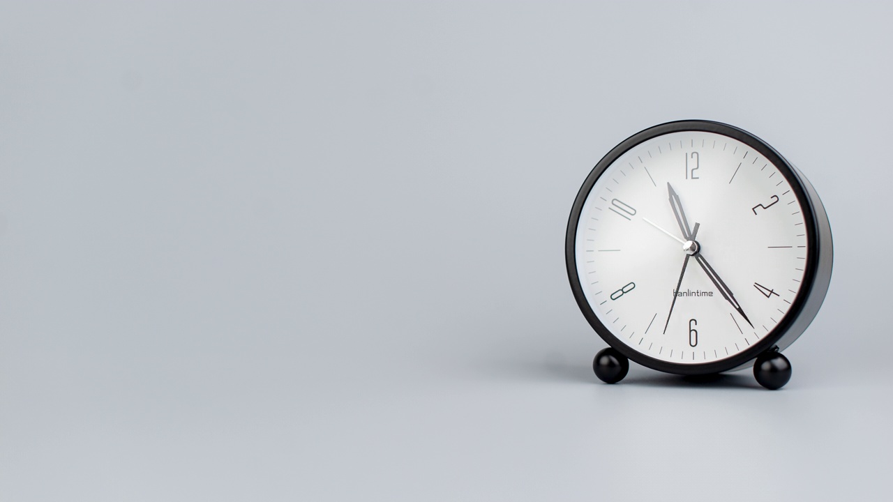 时钟指针具有时钟转动功能，经过时间的概念。时间流逝时间。视频下载