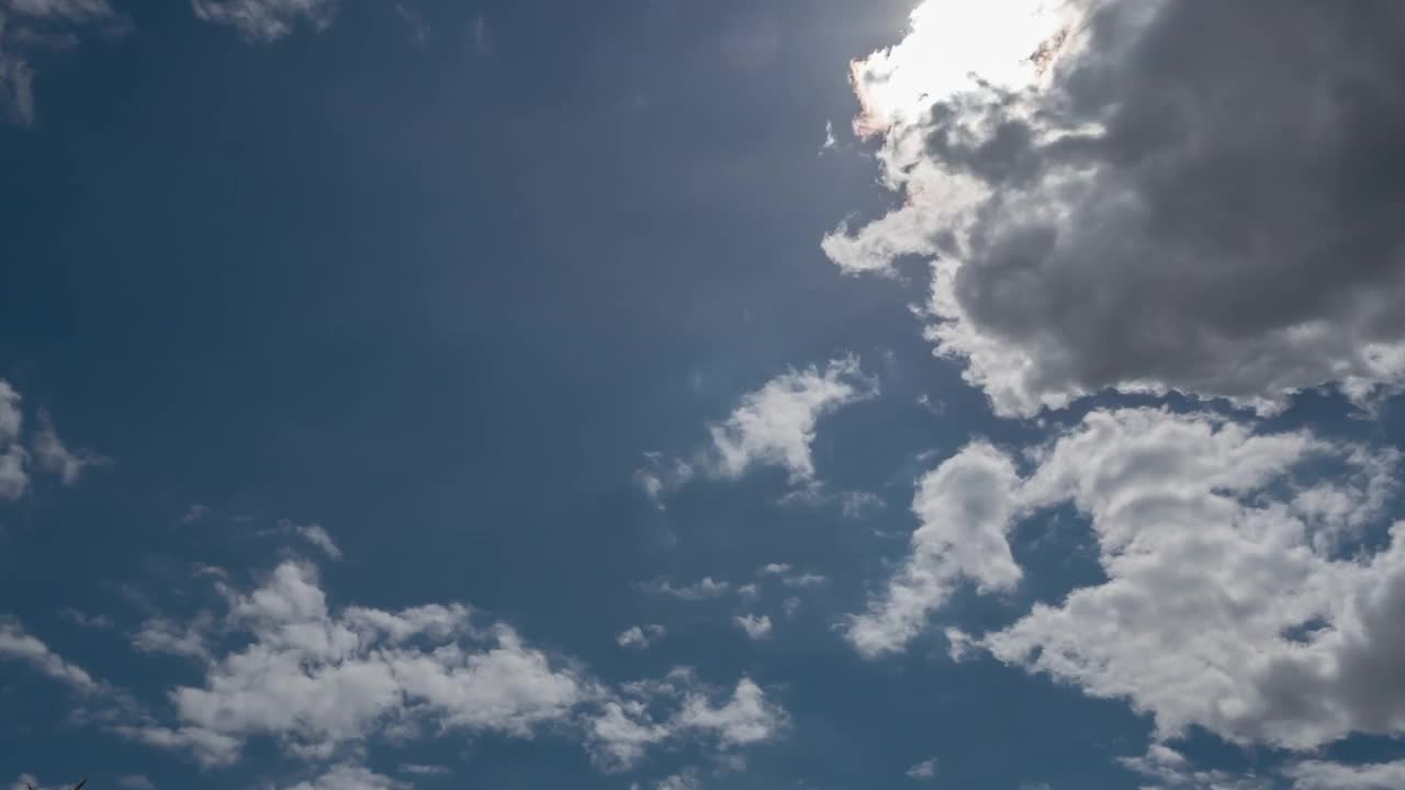 天空中的云视频下载