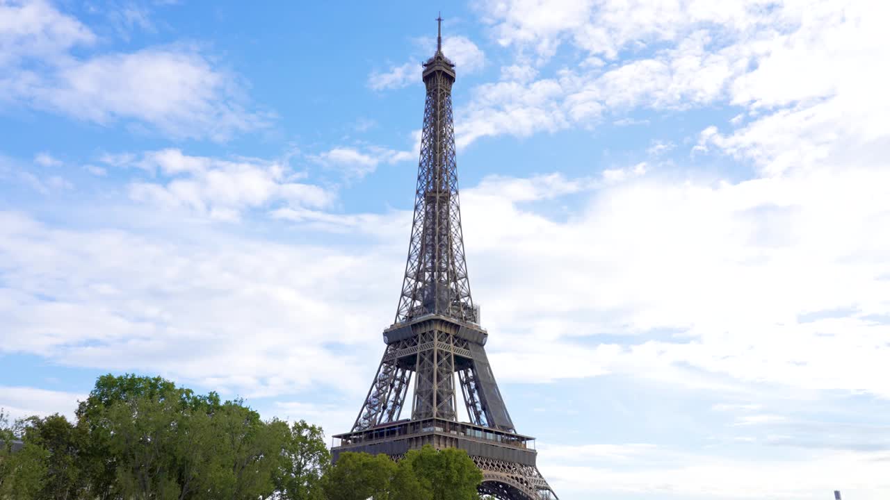 埃菲尔铁塔。欧洲最佳旅游目的地。巴黎,法国。视频素材