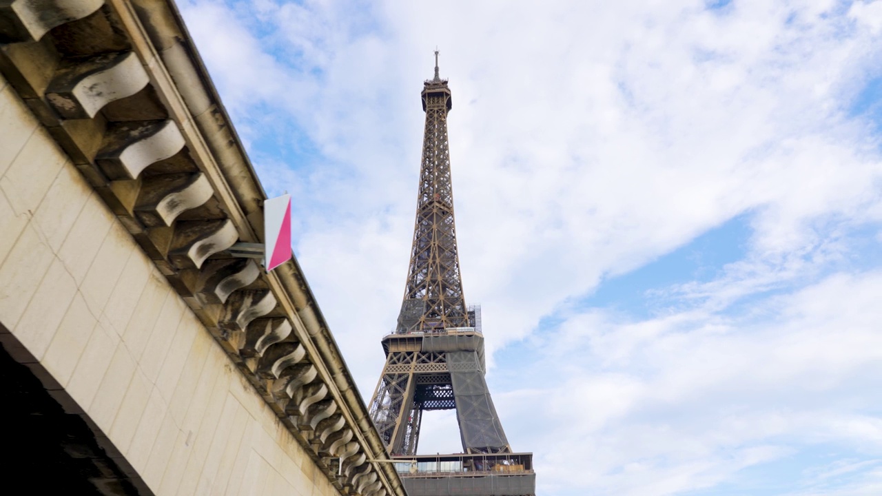 埃菲尔铁塔。欧洲最佳旅游目的地。巴黎,法国。视频素材