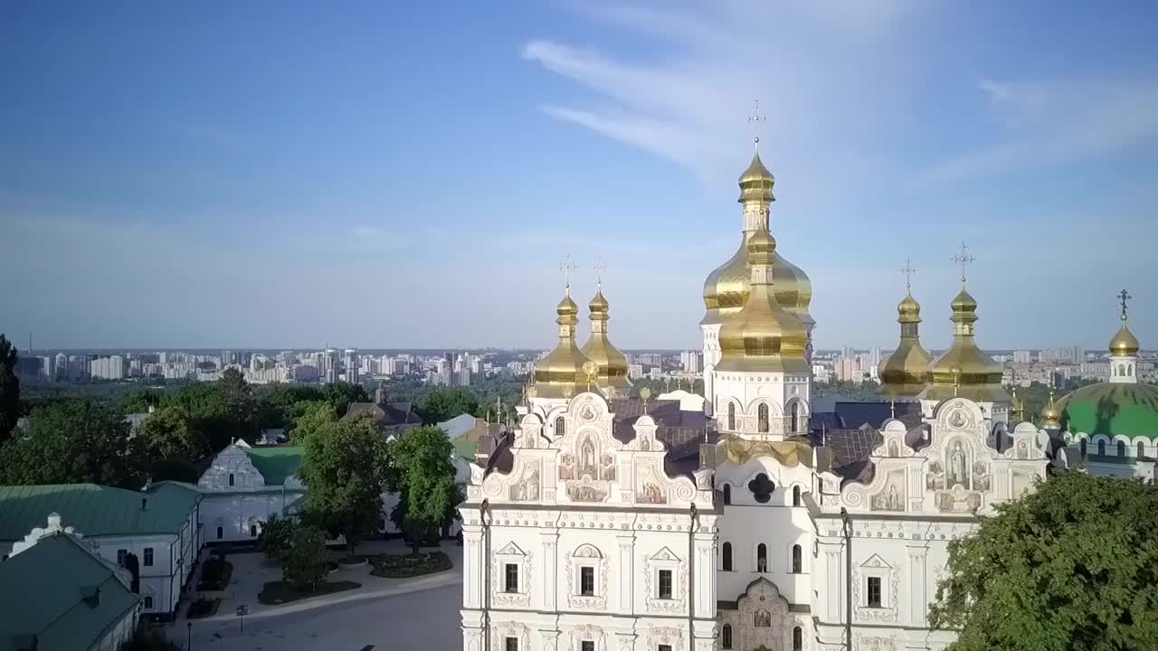 乌克兰基辅的Pechersk Lavra鸟瞰图视频素材