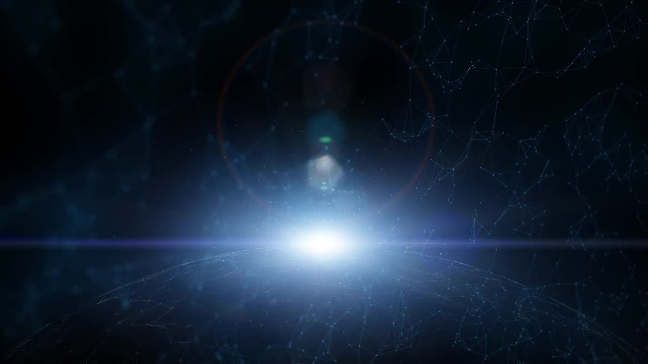 在网络空间的宇宙中，带有镜头光晕的闪亮蓝色艺术地球仪。动画背景。视频素材