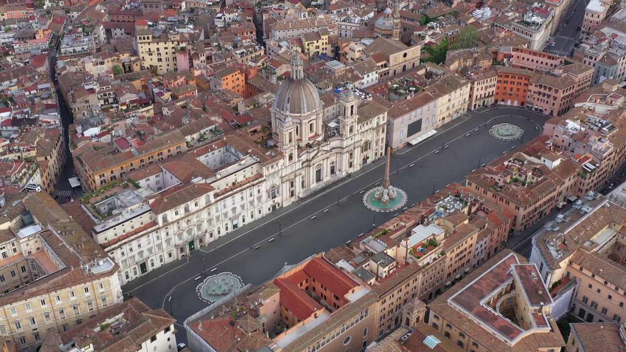空空如也的意大利罗马纳沃纳广场鸟瞰图视频下载