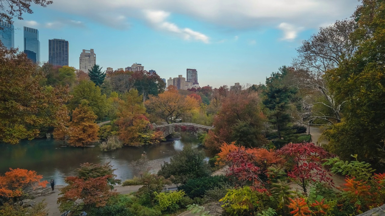 秋天的中央公园湖全彩视频下载