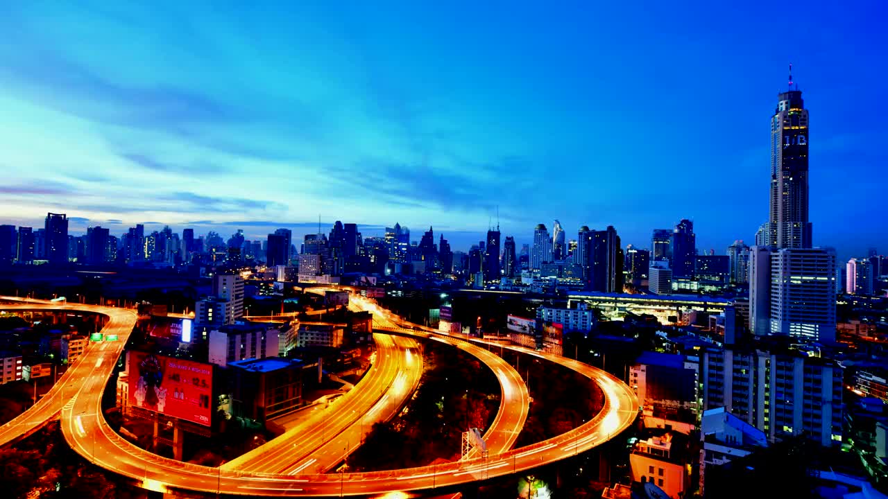 时间流逝的曼谷景观，从城市的摩天大楼俯瞰视频素材