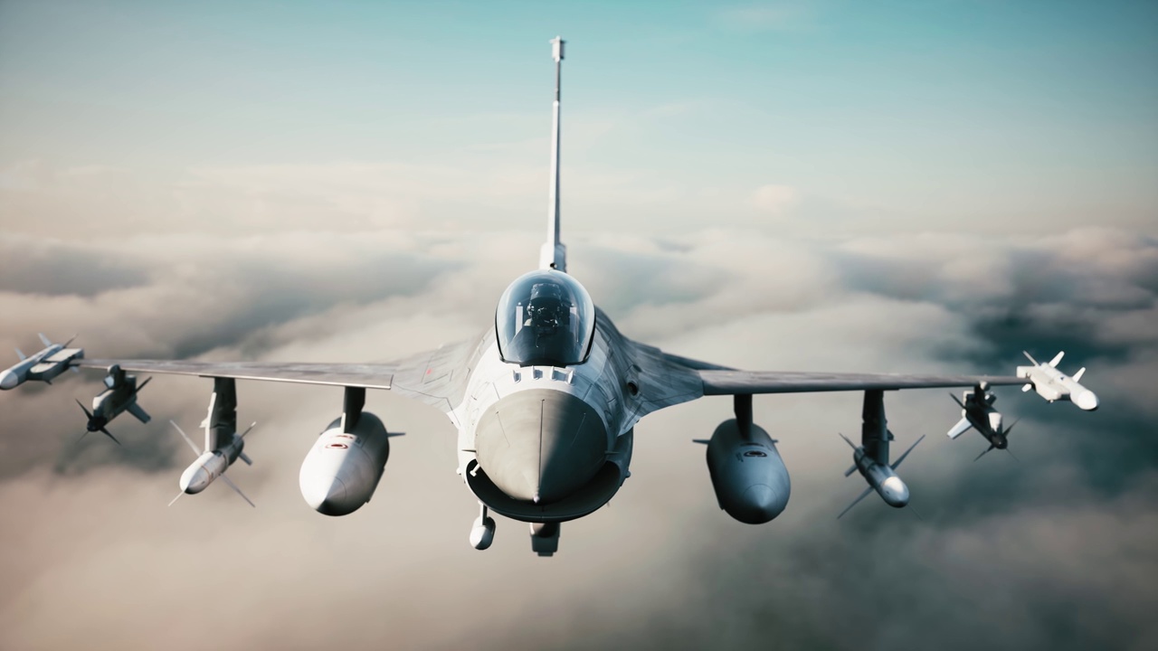 喷气式战斗机在云层上飞行视频下载
