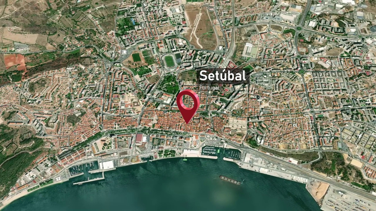 Setúbal城市地图缩放从太空到地球，葡萄牙视频下载