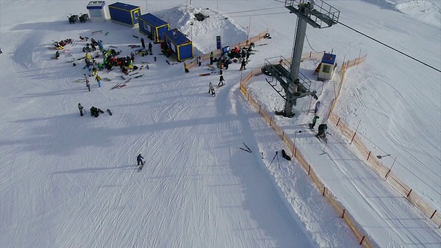 滑雪缆车视频下载
