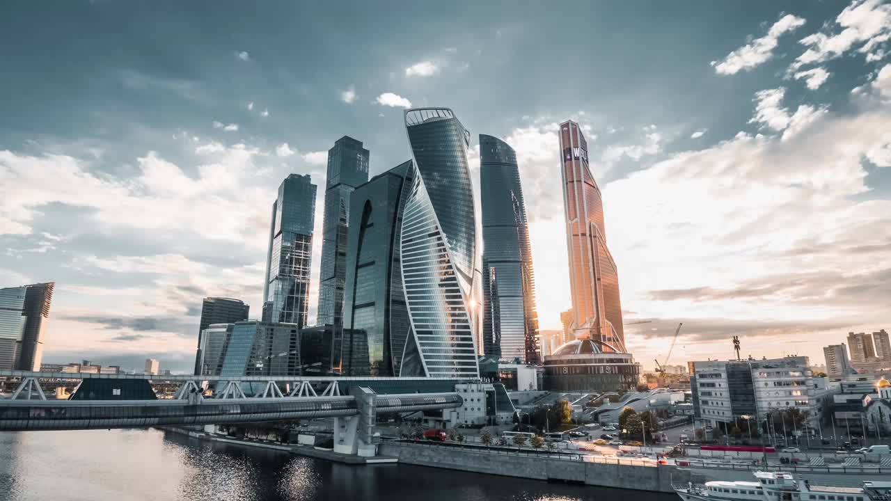 现代莫斯科城市和商业大厦鸟瞰图视频下载