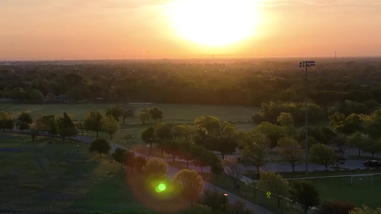 日出在圆岩，得克萨斯州与太阳耀斑视频下载