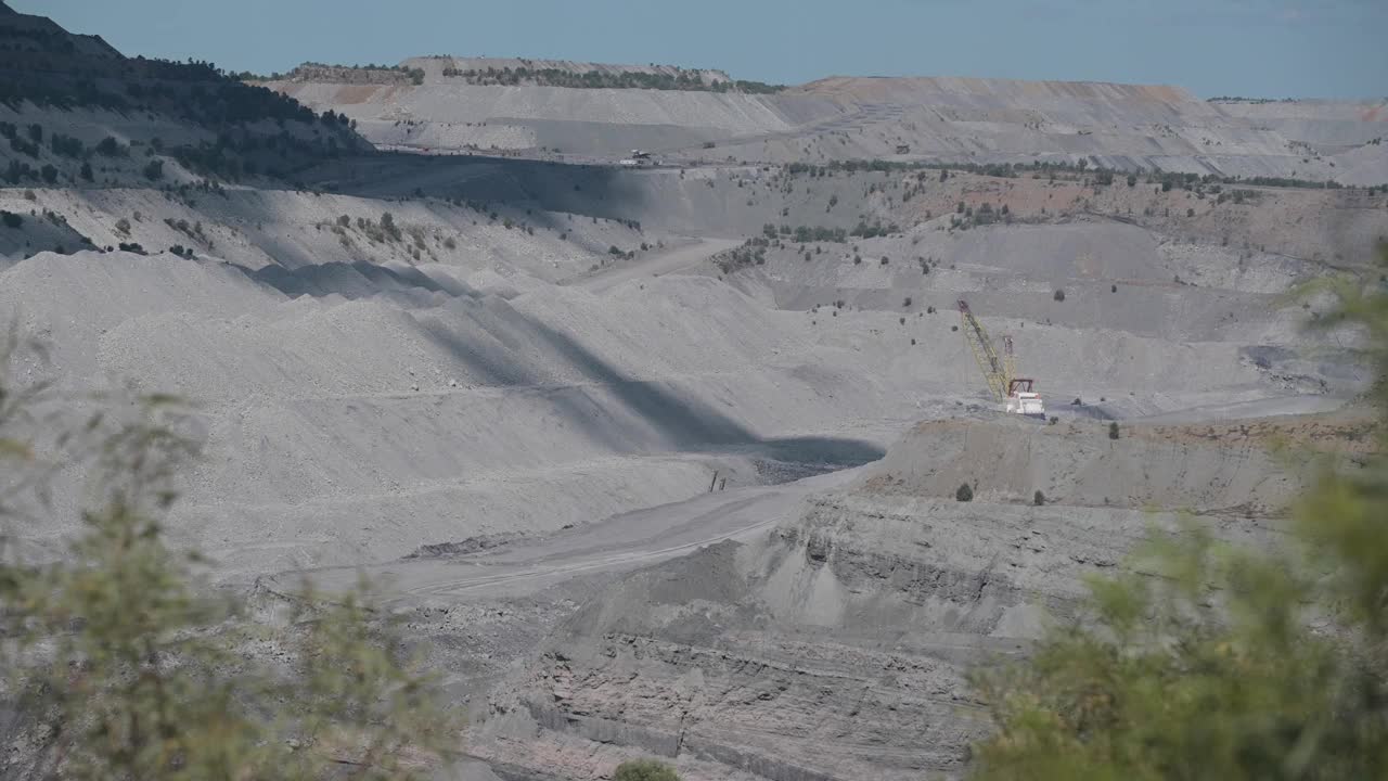 澳大利亚昆士兰州莫拉附近的道森煤矿视频下载