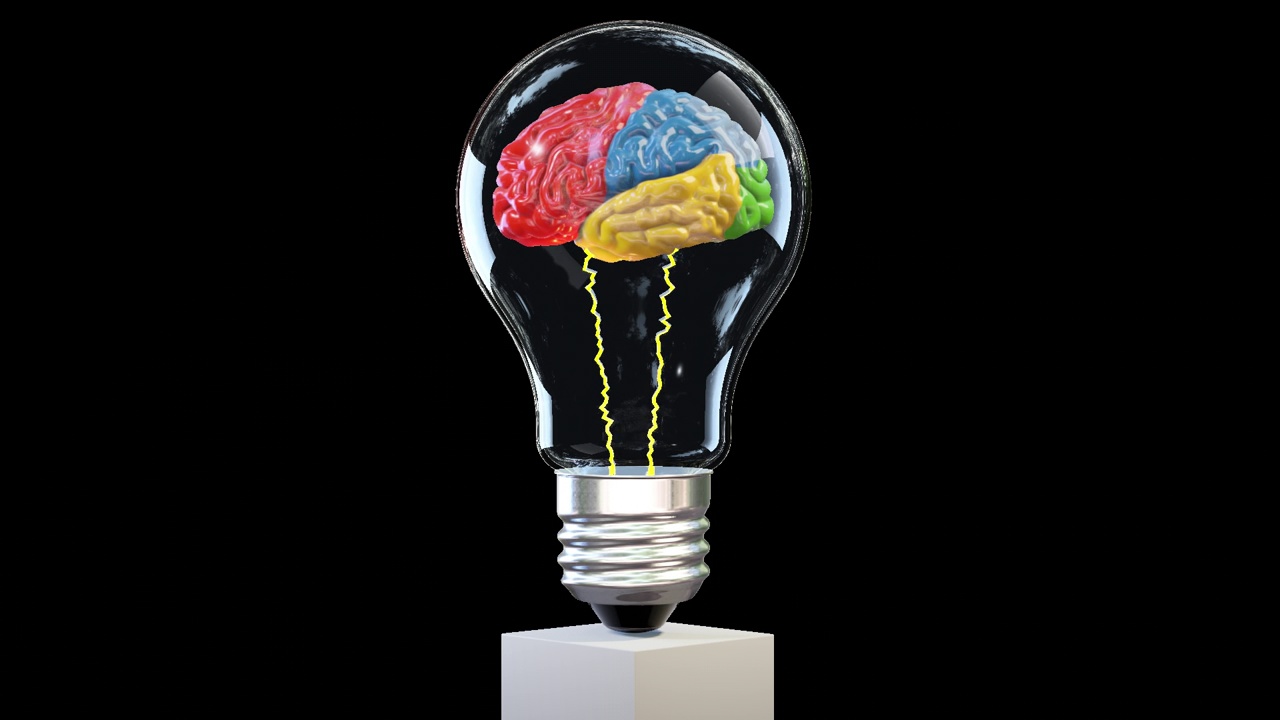 彩色的3d大脑在灯泡里旋转，伟大的思想概念，循环，反对黑色视频下载