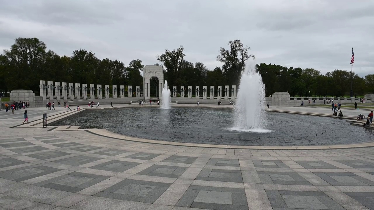 纪念二战期间服役的美国公民的国家纪念碑。视频下载