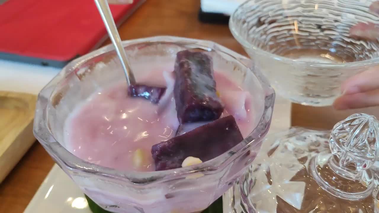 椰奶紫薯，泰式甜点视频下载
