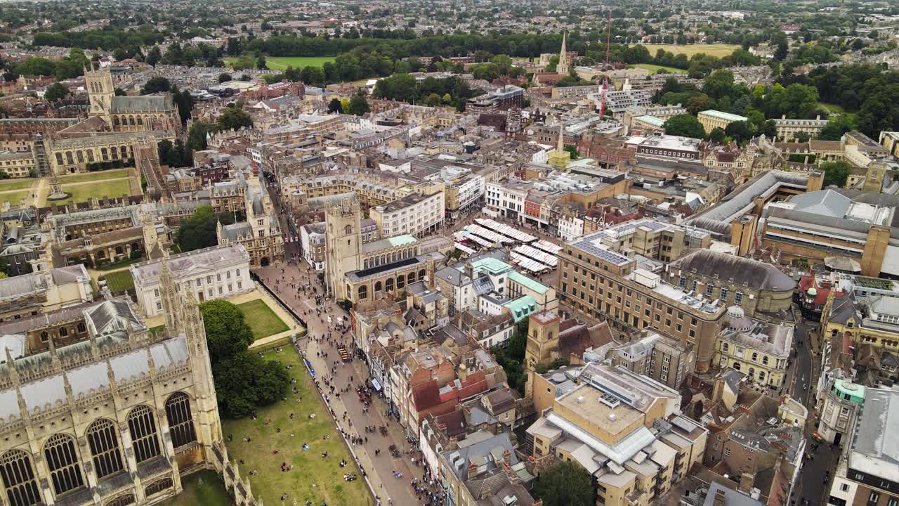 英国剑桥市和大学鸟瞰图视频下载