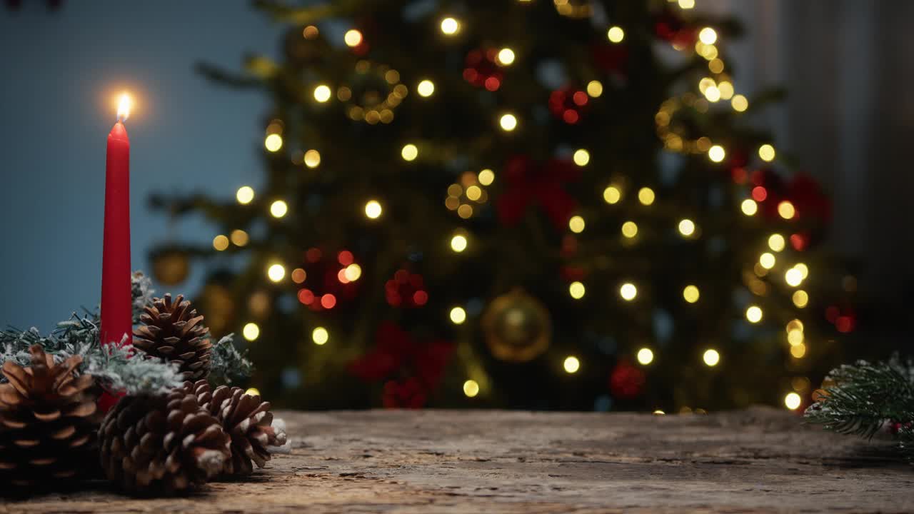 圣诞背景与红色的蜡烛视频下载