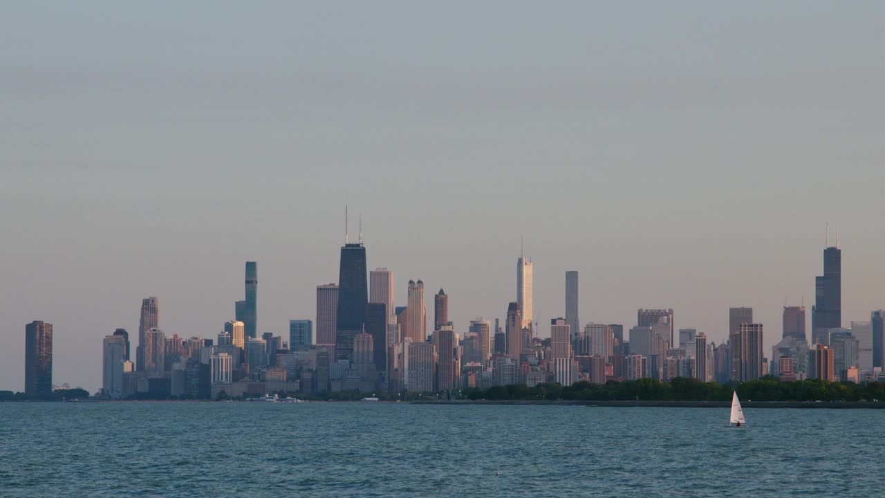 芝加哥市中心和密歇根湖视频下载