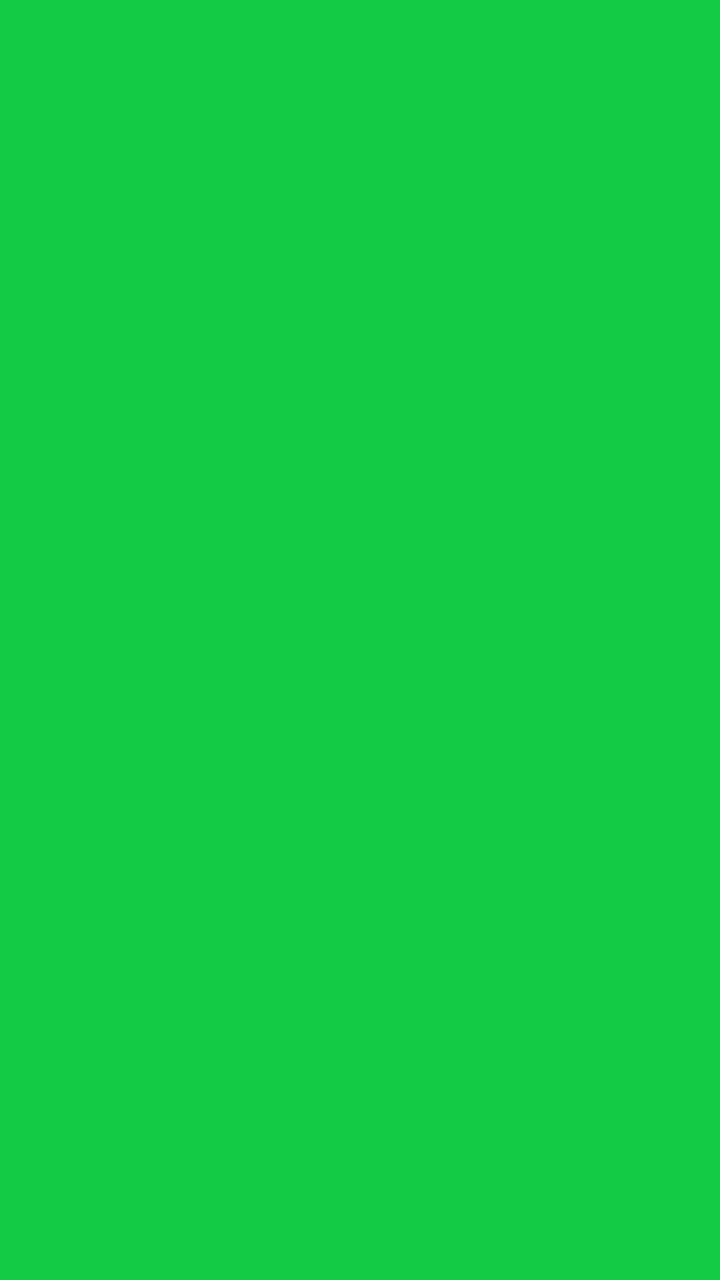 在绿色的屏幕上，五彩缤纷的五彩纸屑落在派对庆典上视频下载