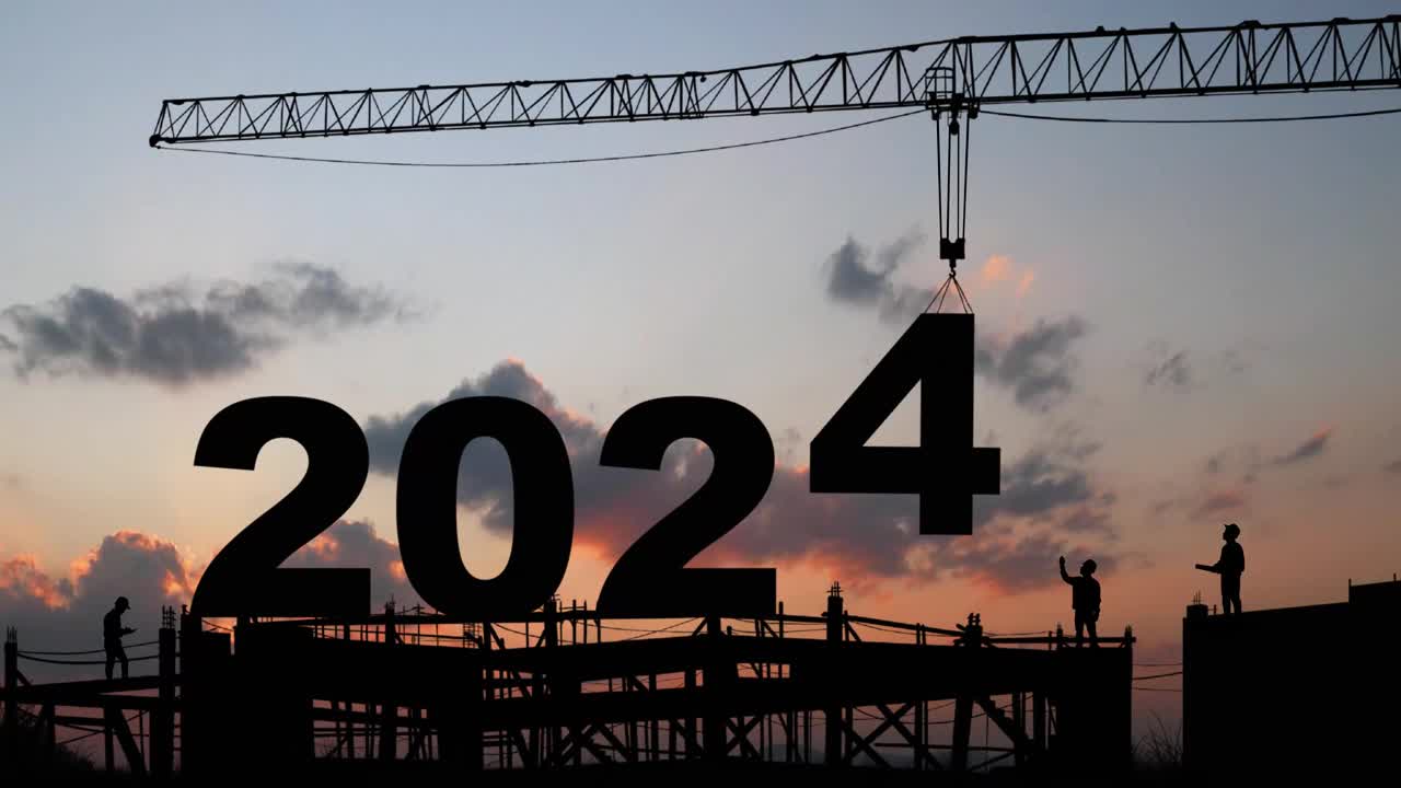 2024年4号吊车起重，准备开始2024年新年，剪影施工现场和工人队伍视频购买