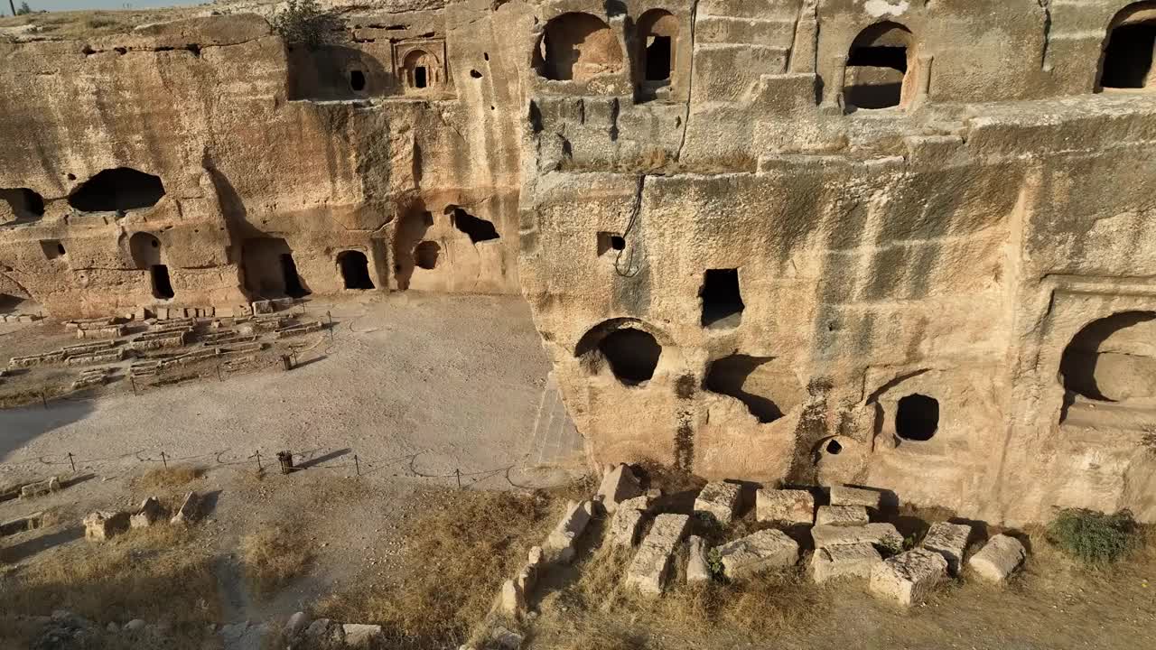 Dara Antique City (Dara Antik Şehri)无人机视频，Artuklu Mardin, Turkiye(土耳其)视频下载