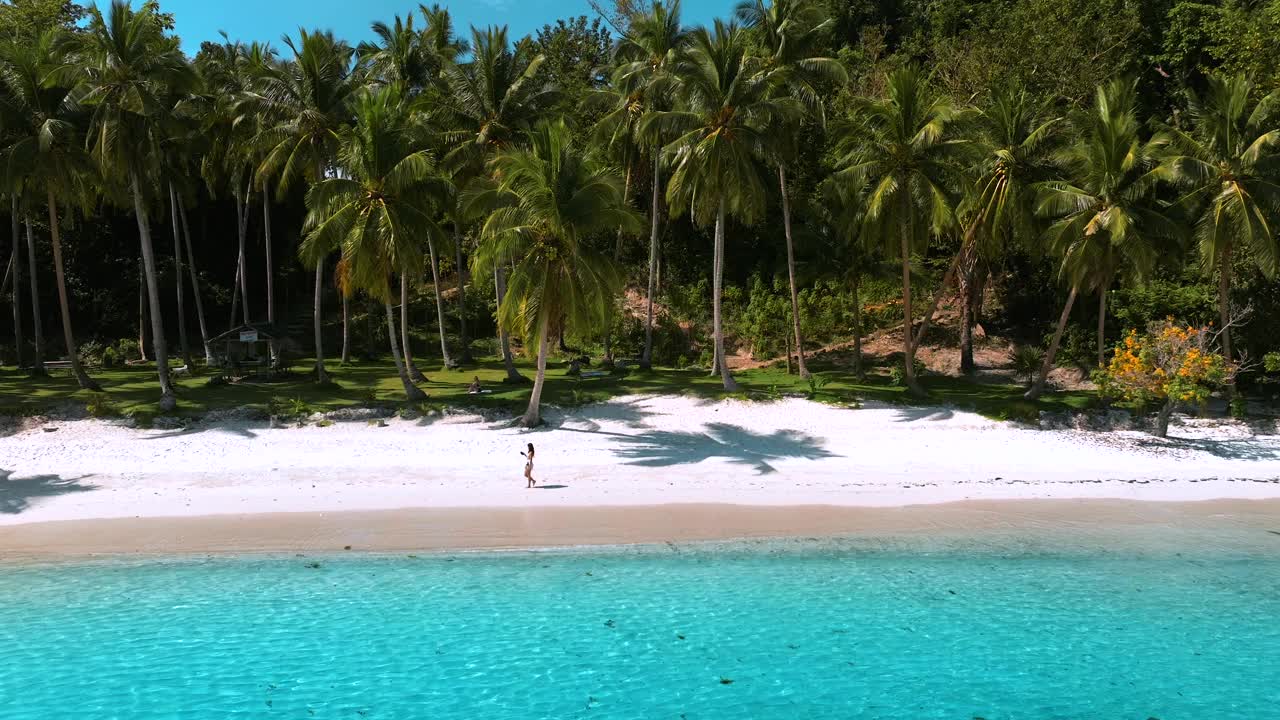 菲律宾巴拉望岛巴顿港马克西马岛鸟瞰图-无人机4K视频下载