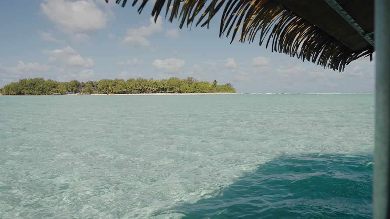 库克岛位于澳大利亚新南威尔士州的海洋中央视频下载