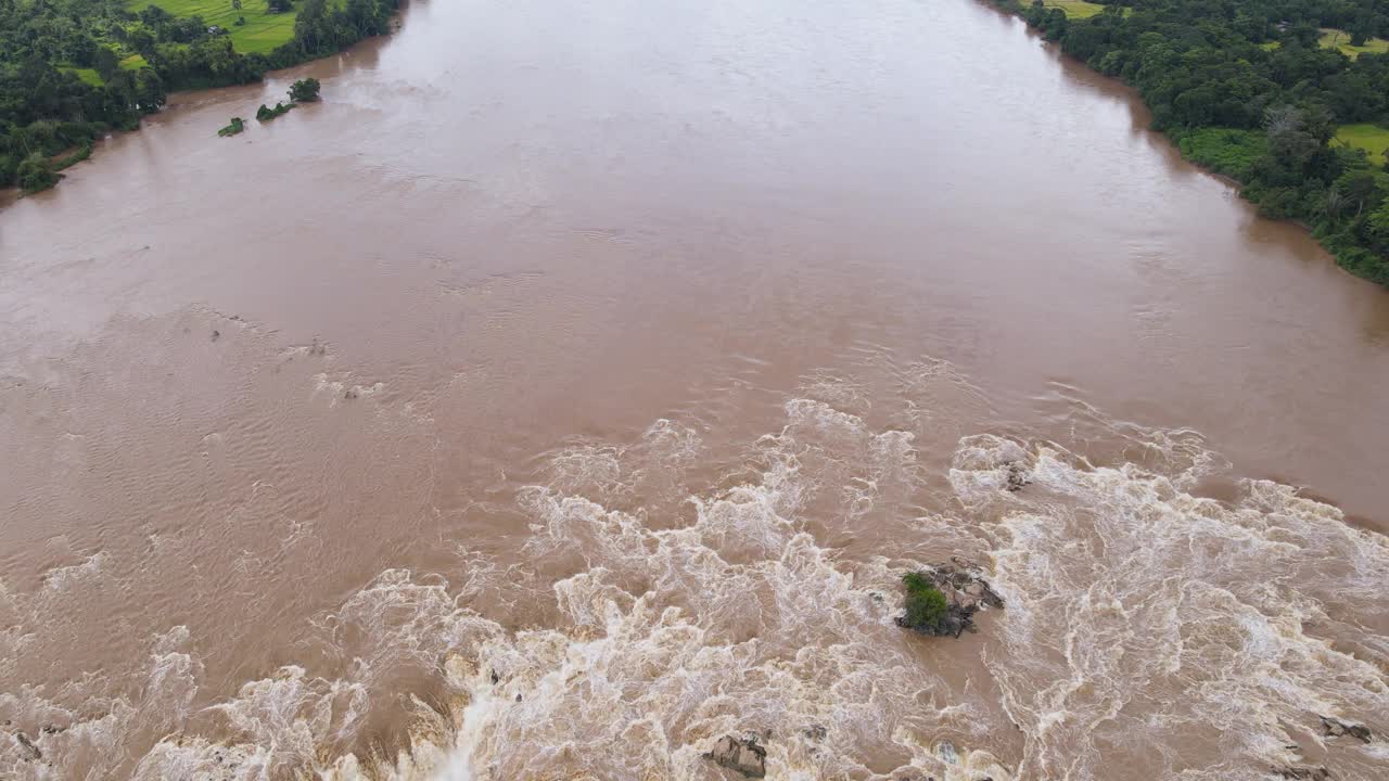 Khone Phapheng瀑布的鸟瞰图视频下载