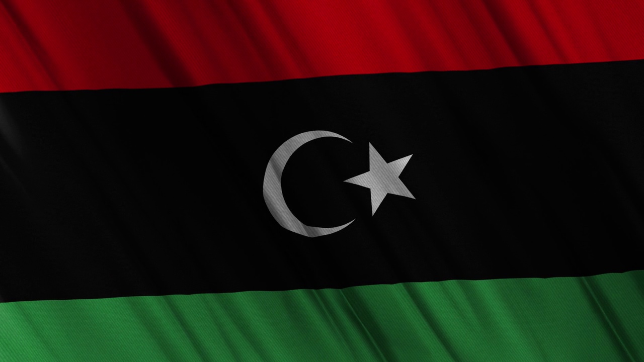 利比亚挥舞着国旗。视频下载