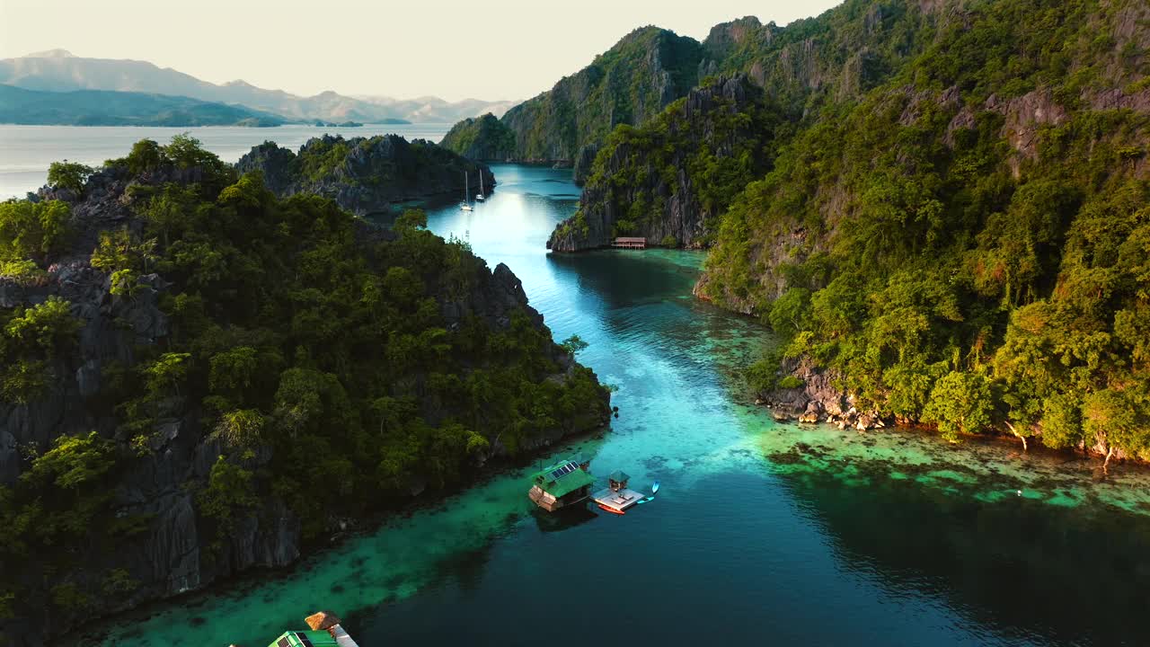 双泻湖鸟瞰图，科伦，菲律宾-无人机4K视频下载