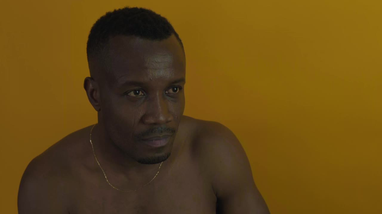 非洲男人的肖像。视频下载