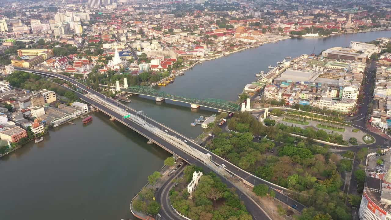 泰国曼谷城市景观交通和旅游地标的空中无人机。视频下载