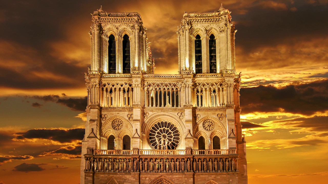 夕阳背景下的巴黎圣母院(4K延时拍摄)，巴黎，法国视频下载