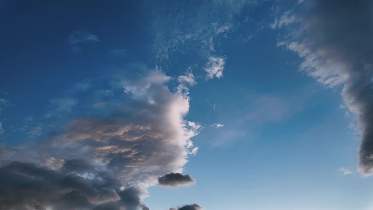 云的时间变化视频下载