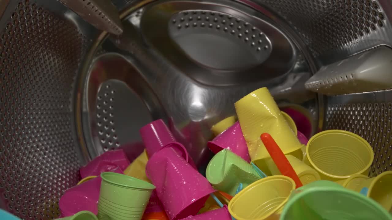 塑料彩色洗衣机视频下载