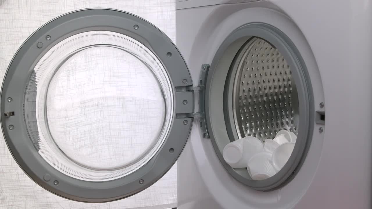洗衣机白色窗帘家庭主妇塑料白色视频下载